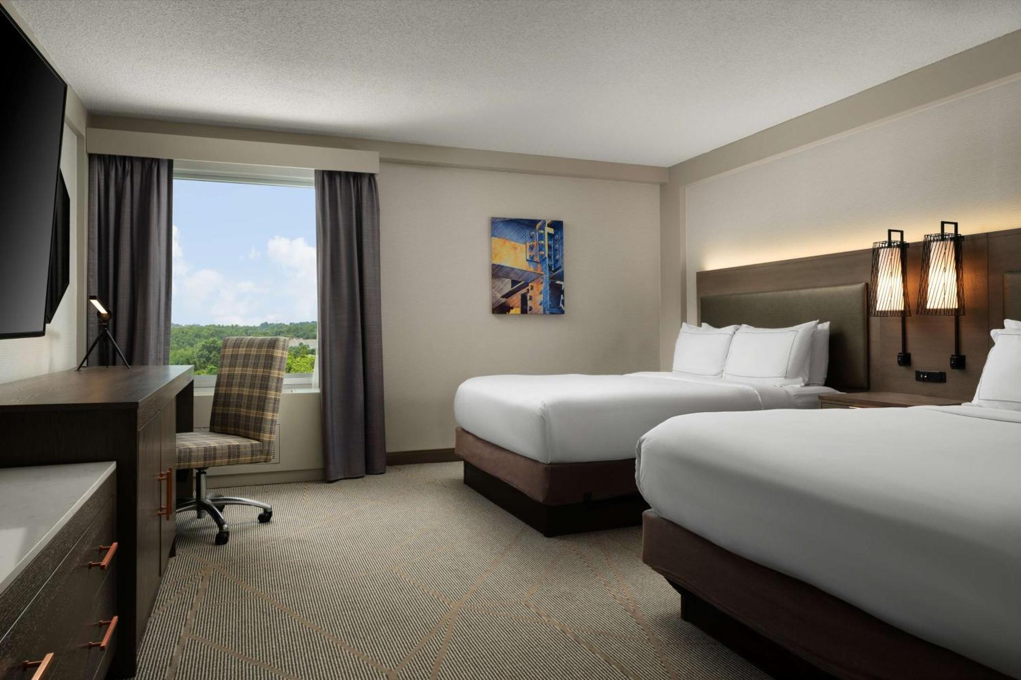 Doubletree By Hilton Pittsburgh Airport Hotel Moon Township Exterior foto